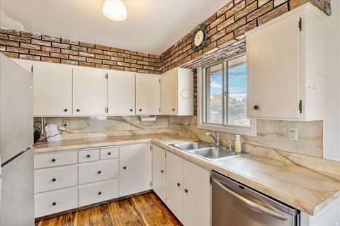 Tiny photo for 5485 W PAULETTE AVE, West Valley City, UT 84120 (MLS # 2136361)