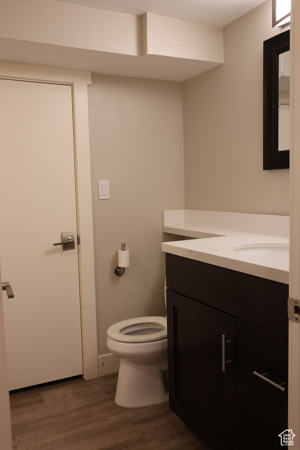 Salt Lake City, Utah 84109, United States, 4 Bedrooms Bedrooms, ,2 BathroomsBathrooms,Residential,Pending,46858