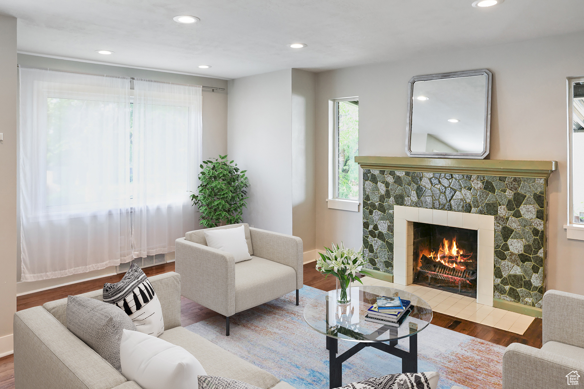 Salt Lake City, Utah 84109, United States, 4 Bedrooms Bedrooms, ,2 BathroomsBathrooms,Residential,Pending,46858