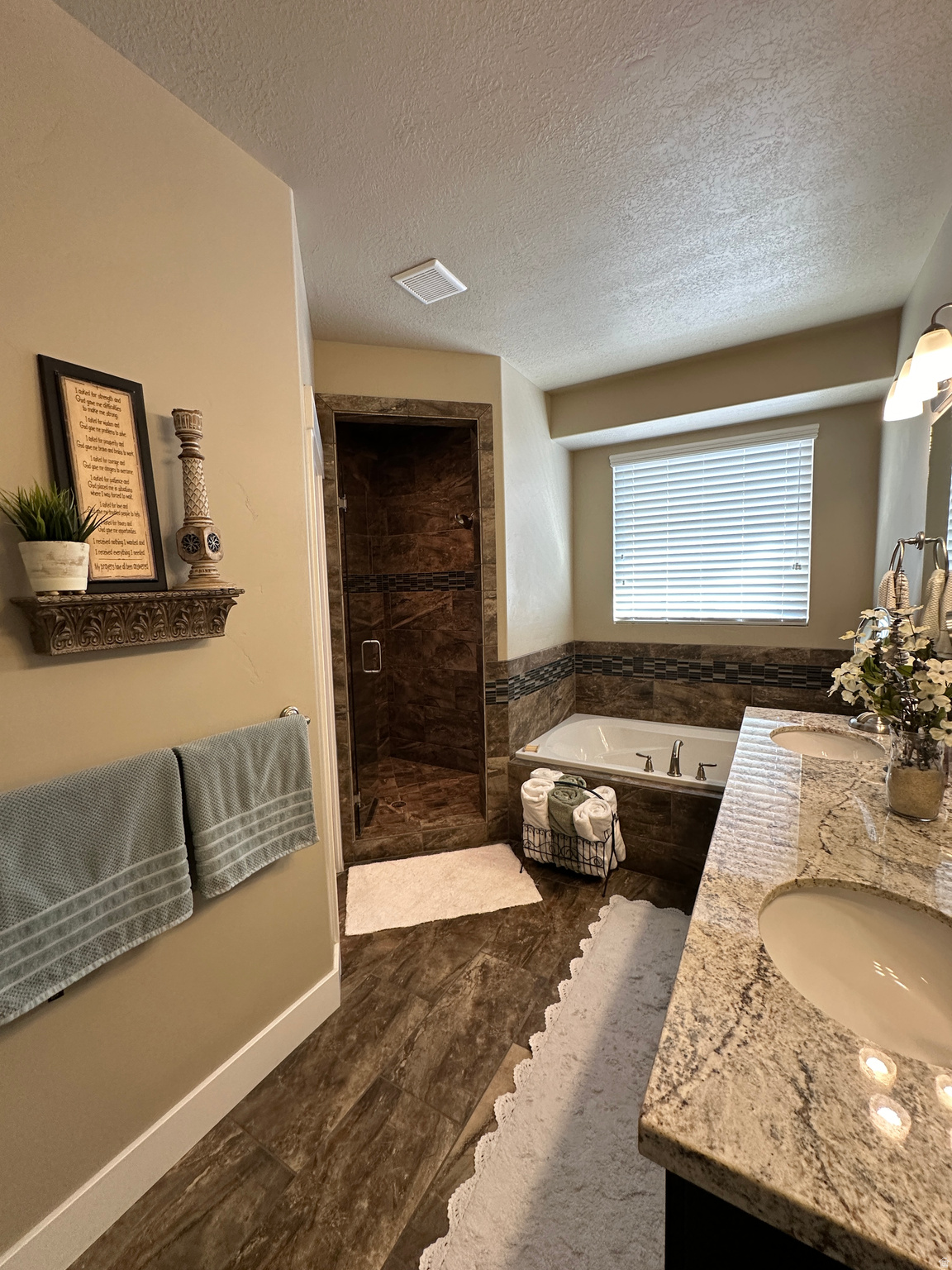 LOMA VISTA SUBDIVISION - Residential