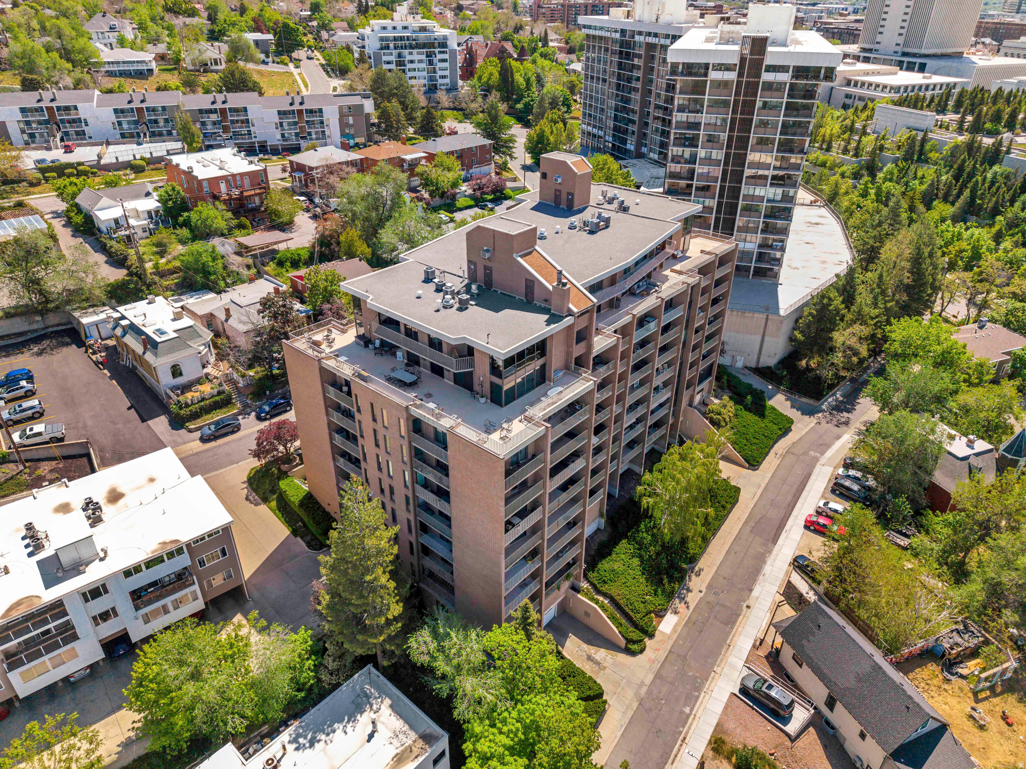 TREVI TOWERS - Residential