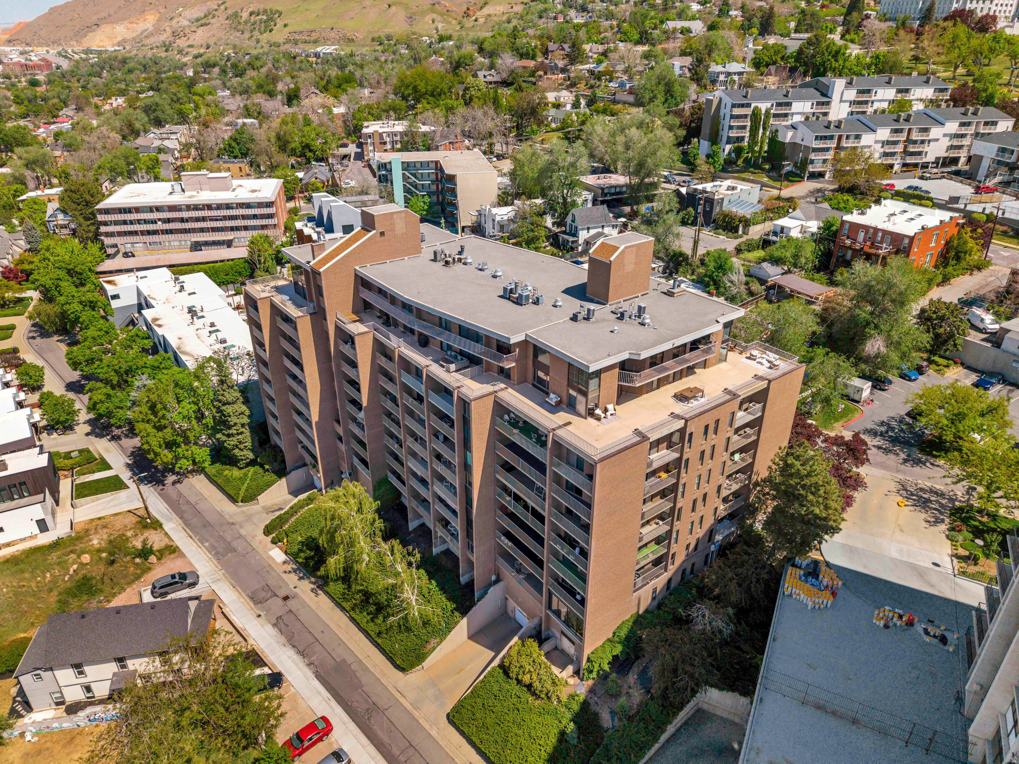 TREVI TOWERS - Residential