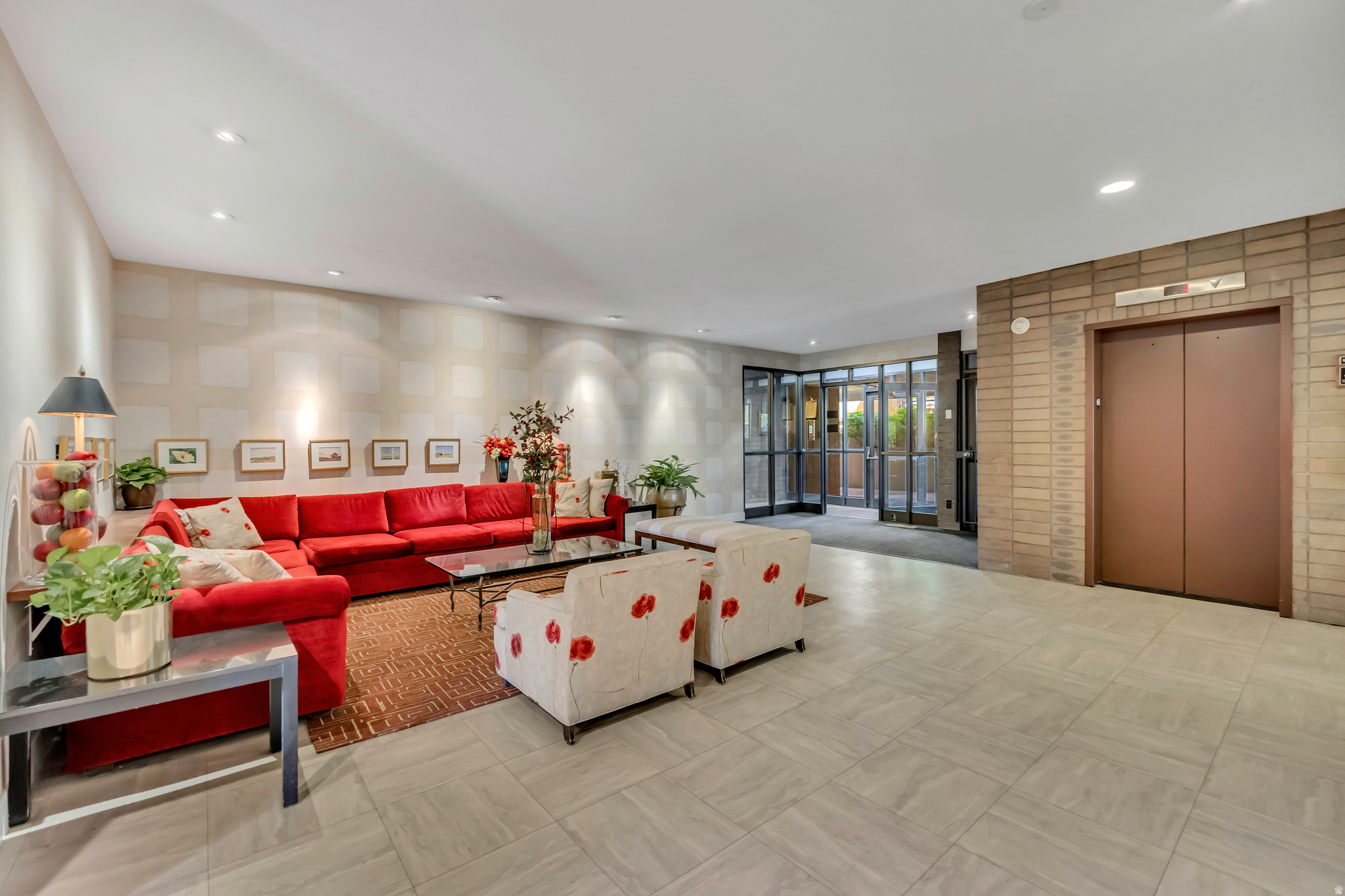 TREVI TOWERS - Residential