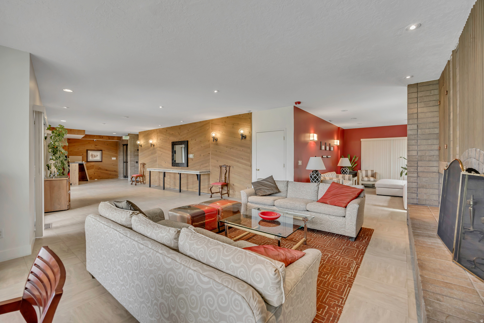 TREVI TOWERS - Residential