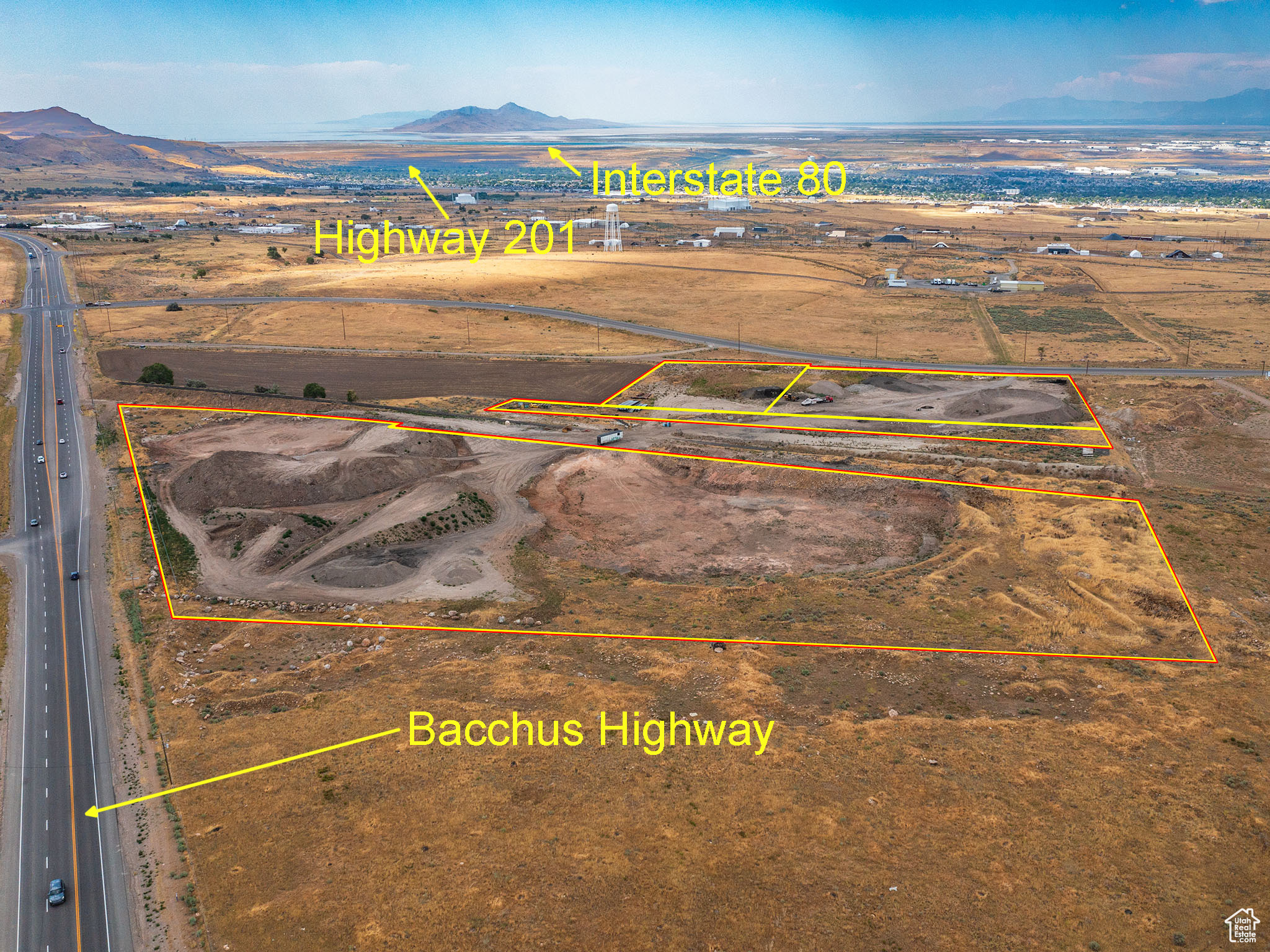 THE GROVE - Commercial Lease