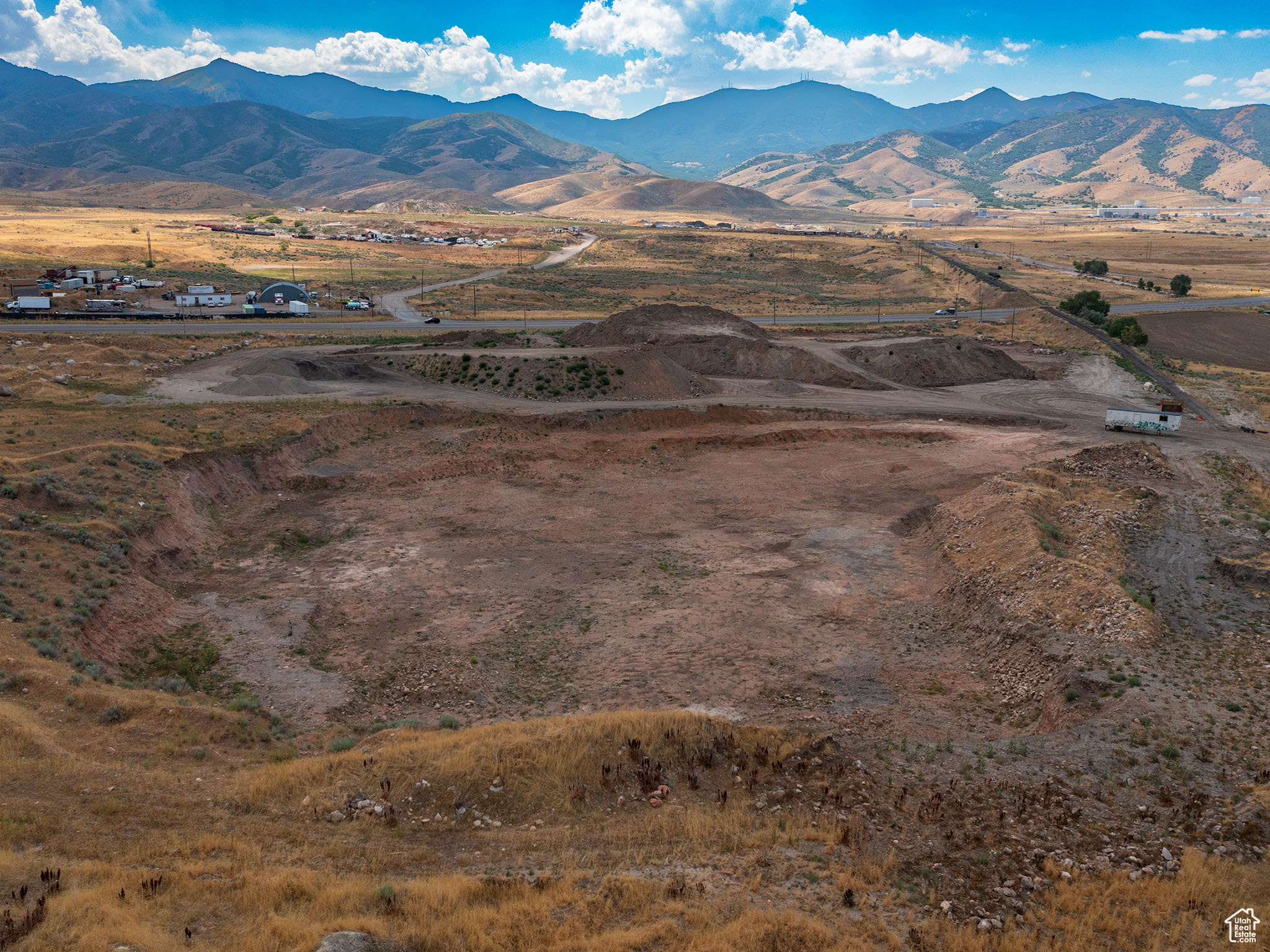 THE GROVE - Commercial Lease