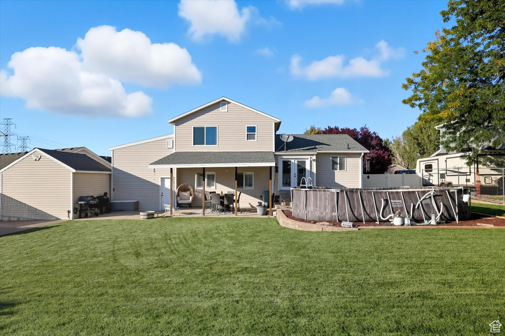 MIDLAND MEADOWS - Residential