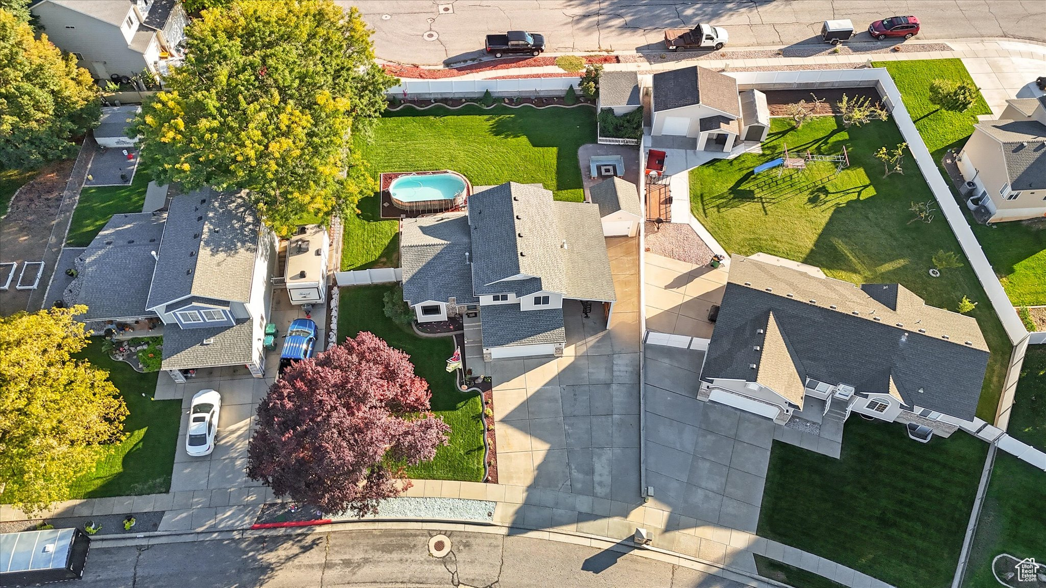 MIDLAND MEADOWS - Residential