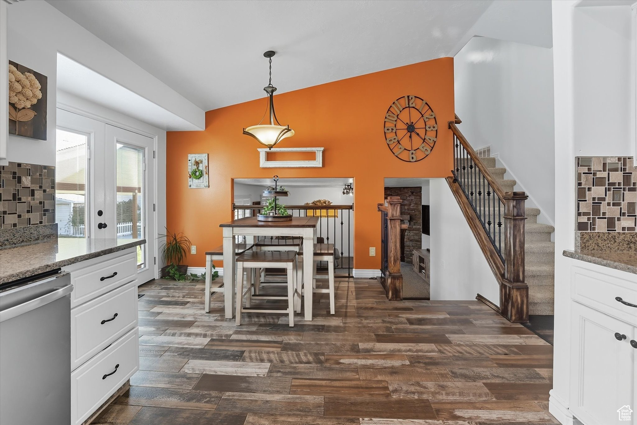 MIDLAND MEADOWS - Residential