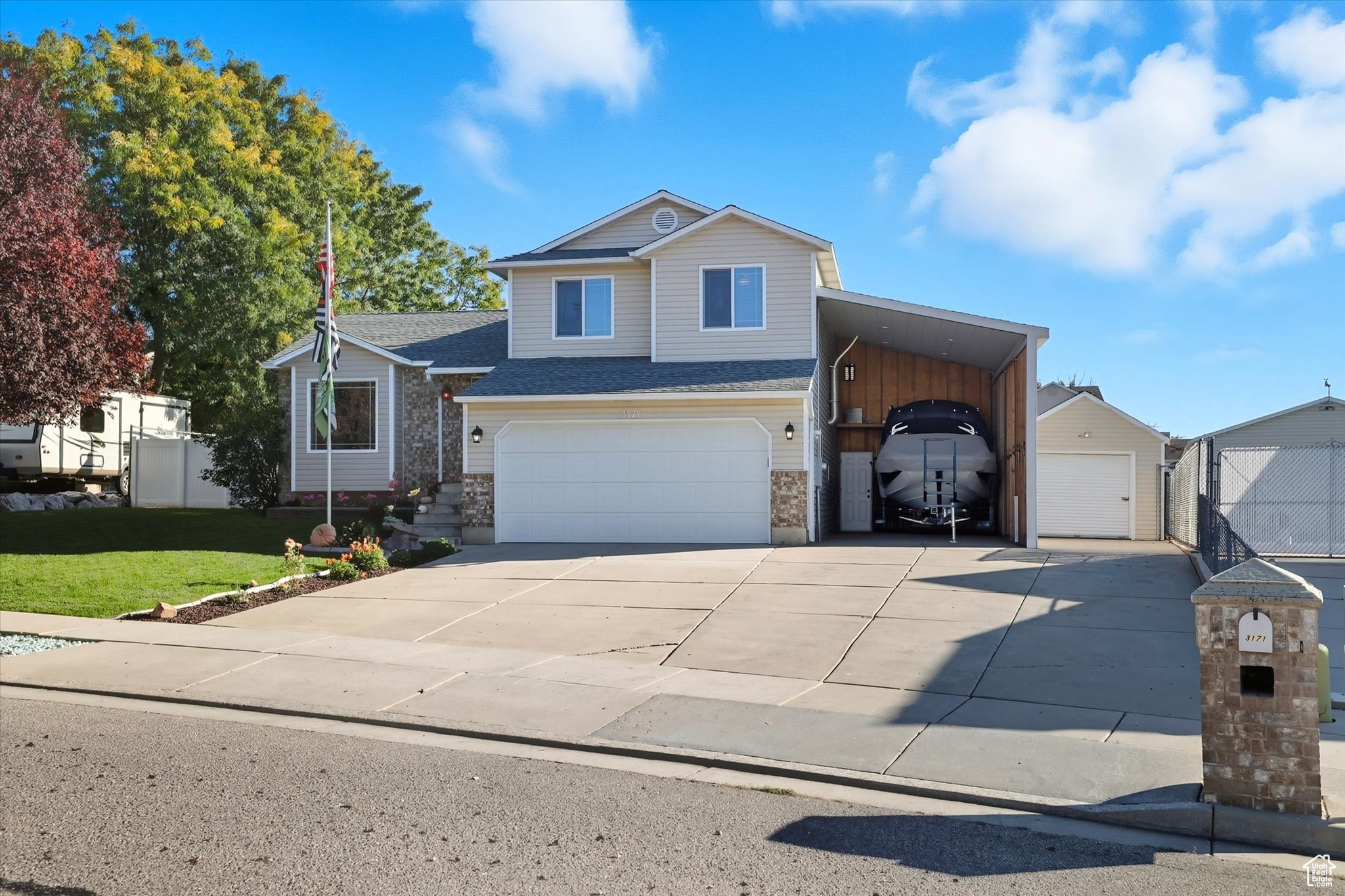 MIDLAND MEADOWS - Residential