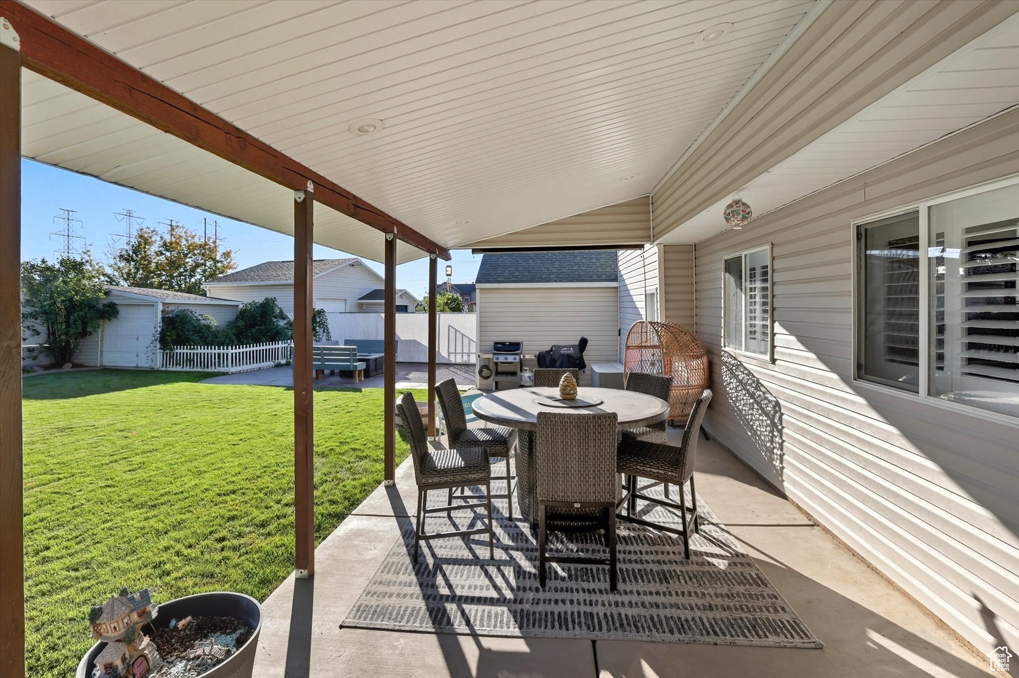 MIDLAND MEADOWS - Residential