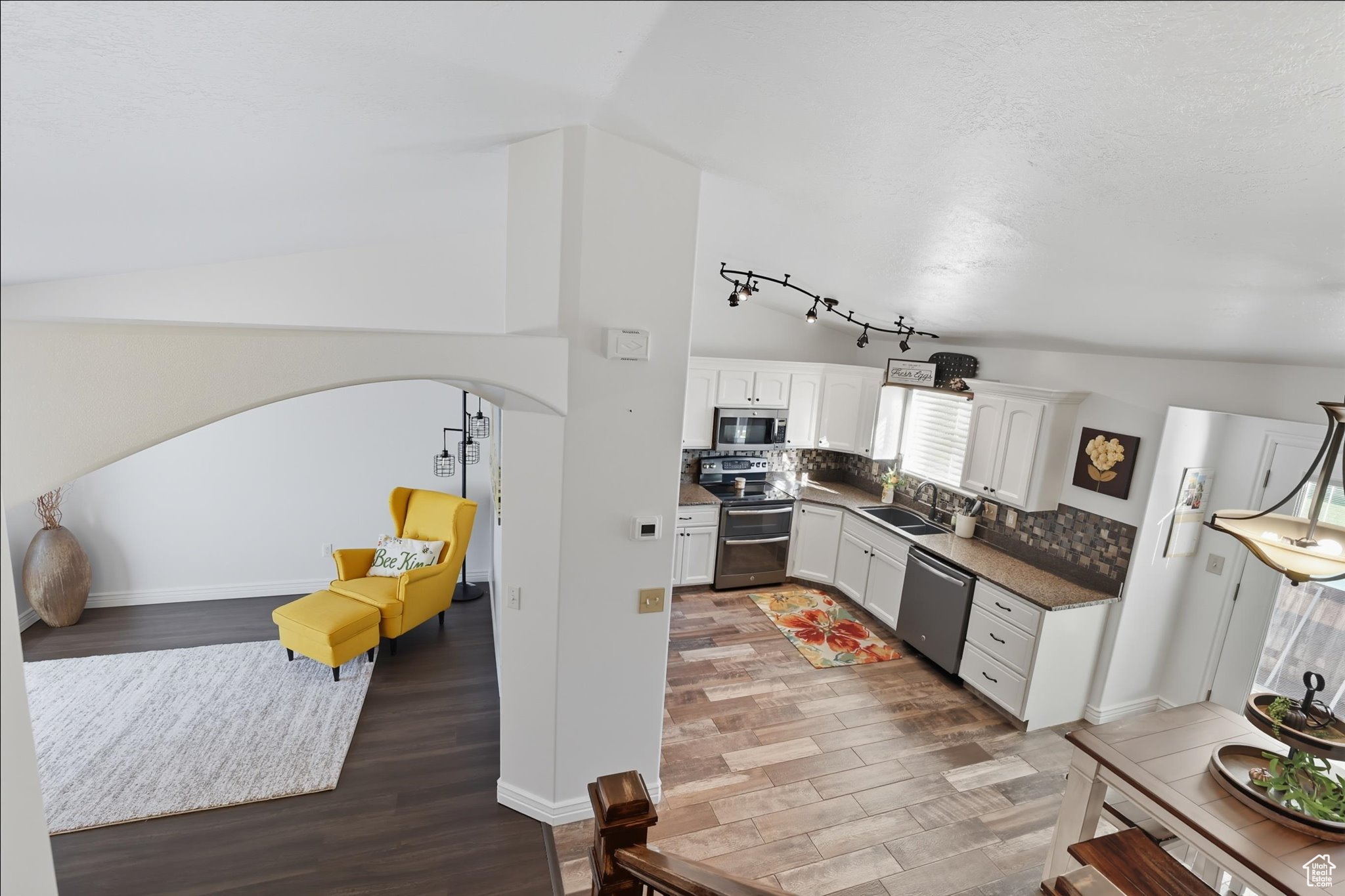 MIDLAND MEADOWS - Residential