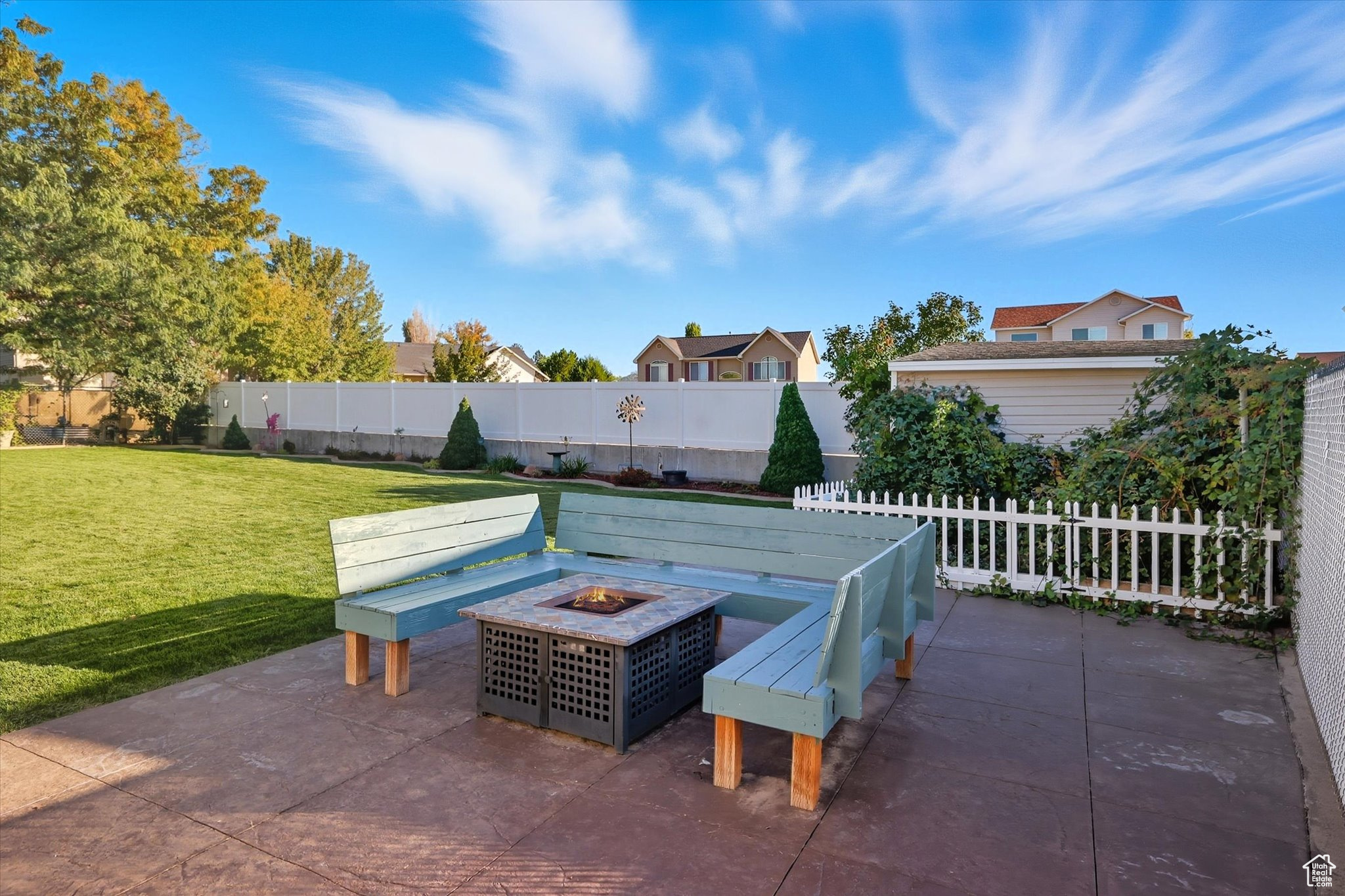 MIDLAND MEADOWS - Residential