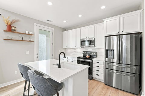 Tiny photo for 10557 S REDKNIFE DR W, South Jordan, UT 84009 (MLS # 2183073)
