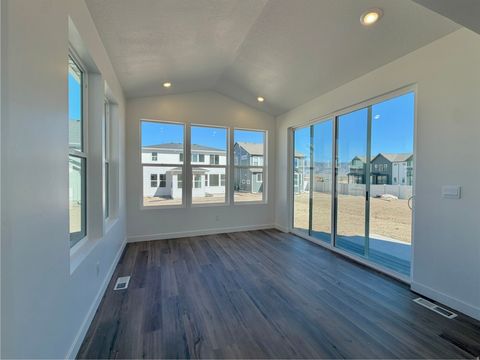 Tiny photo for 3006 N LONE PINE ST #642, Eagle Mountain, UT 84005 (MLS # 2123313)