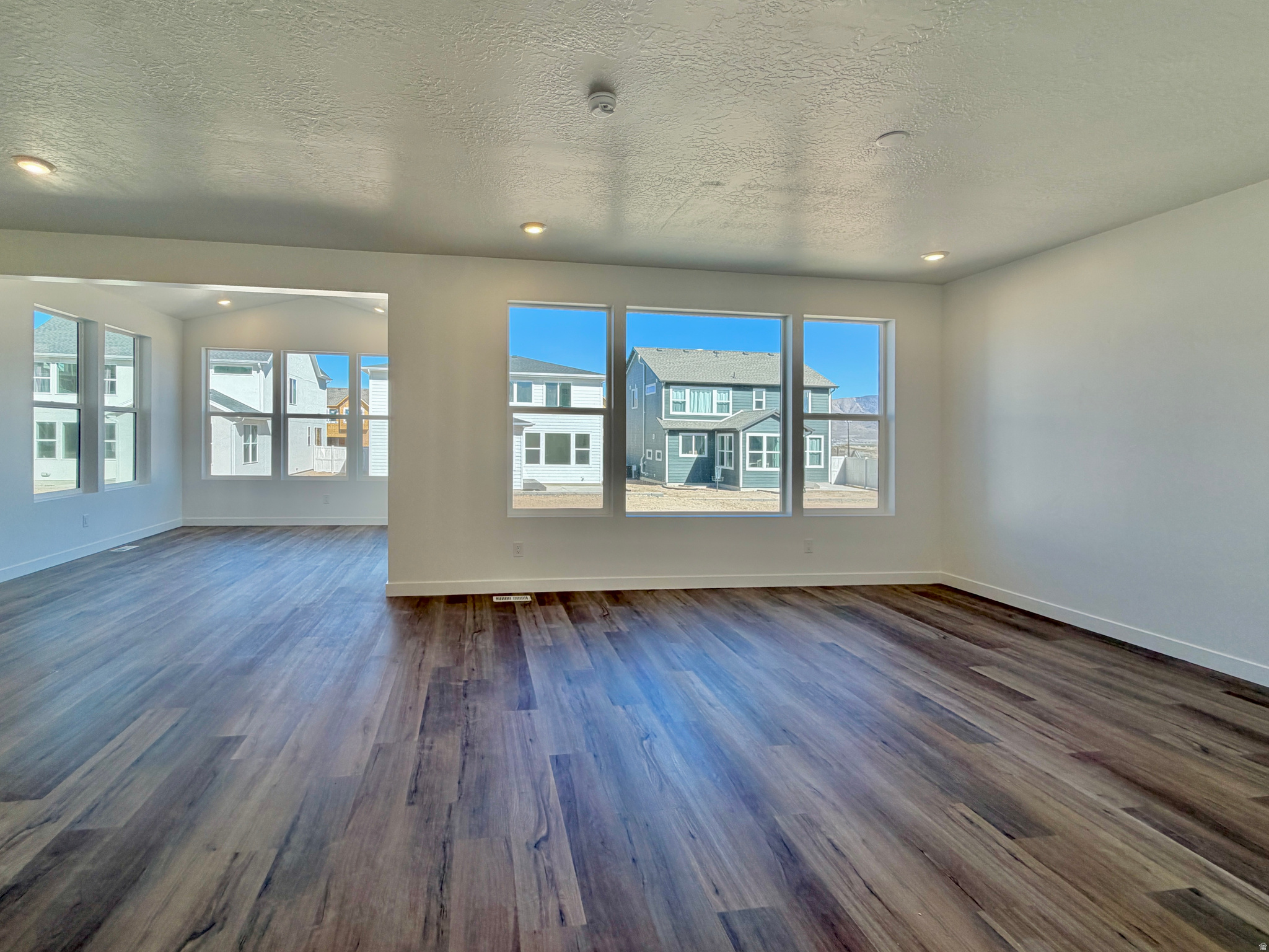 FIREFLY - Residential