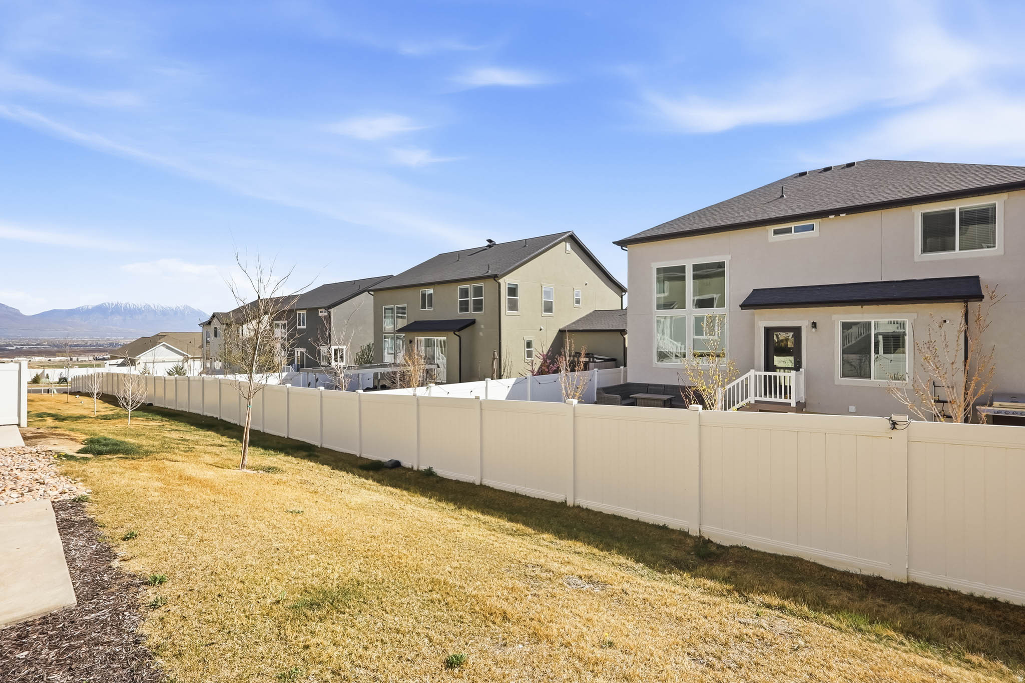 RIDGEHORNE - Residential