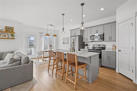 Photo of 1283 W CAINE DR, Saratoga Springs, UT 84045 (MLS # 2145444)