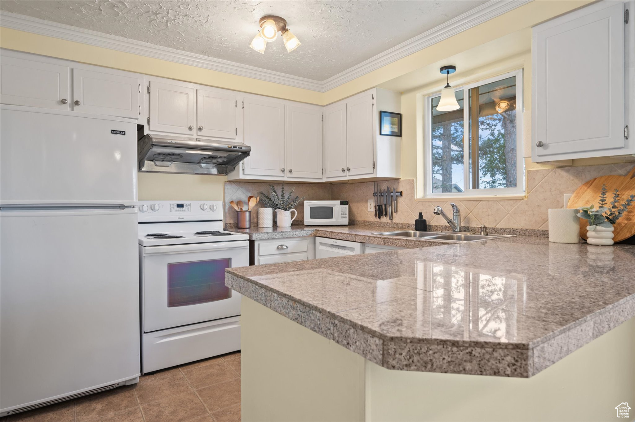 2068 S 200, Bountiful, Utah image 12