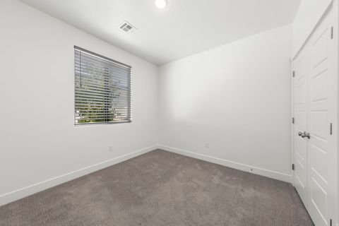 Tiny photo for 3084 E FUCHSIA DR, Saint George, UT 84790 (MLS # 2134241)