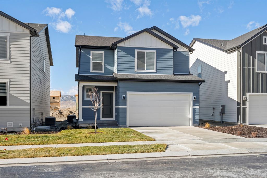 Photo of 3456 N BROWNING ST #1517, Eagle Mountain, UT 84005 (MLS # 2146040)