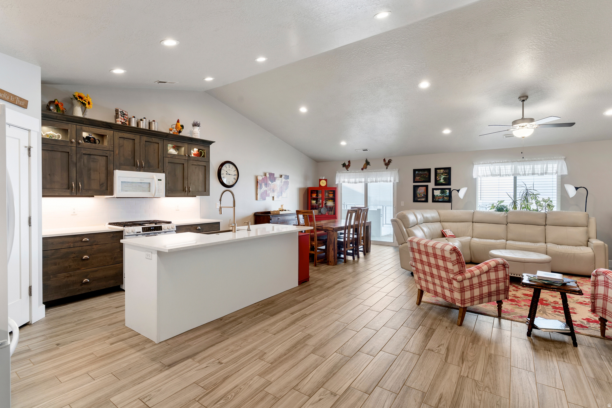 COTTAGES KAYS CREEK - Residential