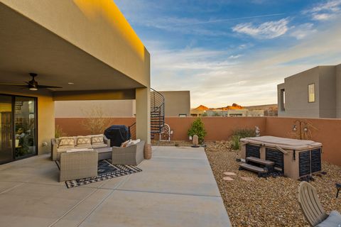 Tiny photo for 5409 W COPPER CLIFFS WAY, Hurricane, UT 84737 (MLS # 2133577)