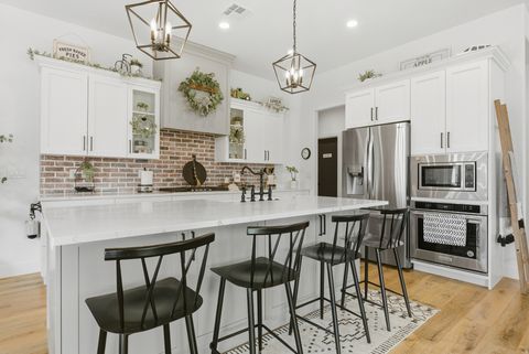 Tiny photo for 5409 W COPPER CLIFFS WAY, Hurricane, UT 84737 (MLS # 2133577)