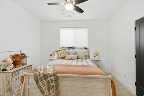 Tiny photo for 5409 W COPPER CLIFFS WAY, Hurricane, UT 84737 (MLS # 2133577)