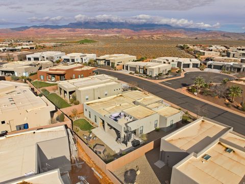 Tiny photo for 5409 W COPPER CLIFFS WAY, Hurricane, UT 84737 (MLS # 2133577)