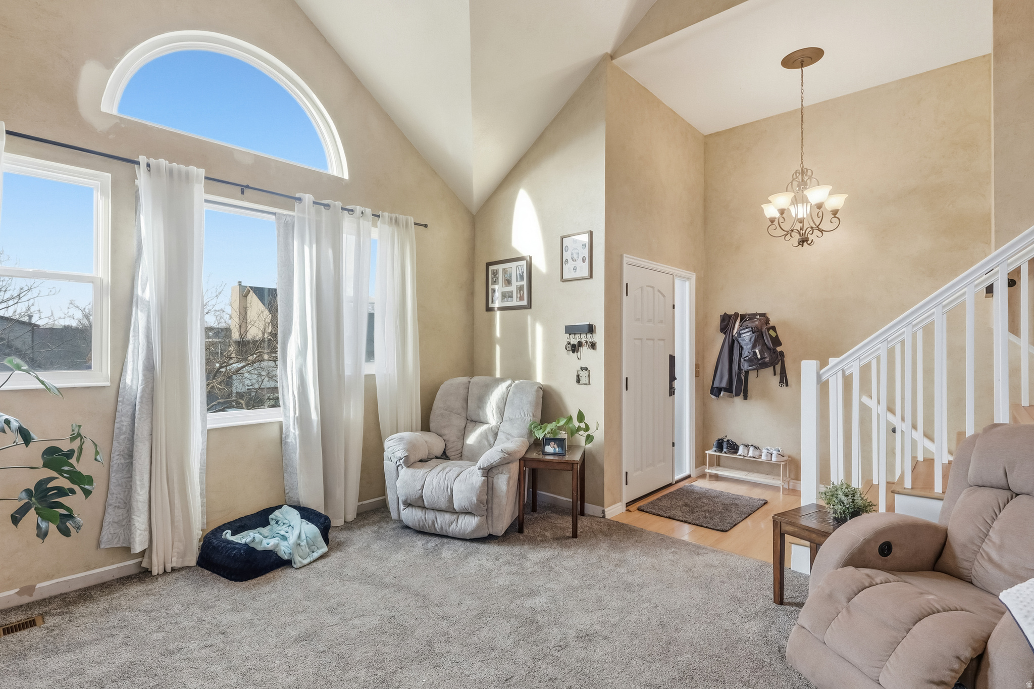 WALNUT HILLS PLAT B - Residential