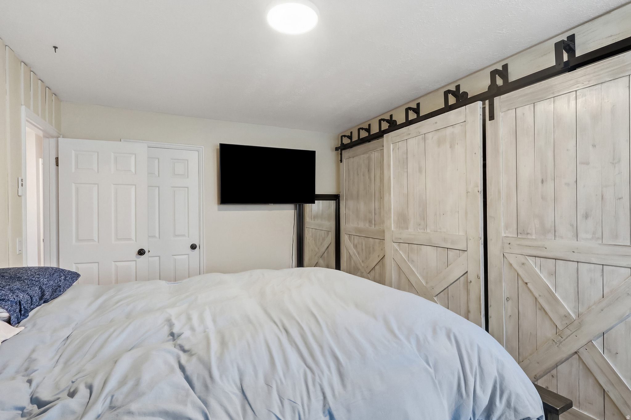 WALNUT HILLS PLAT B - Residential