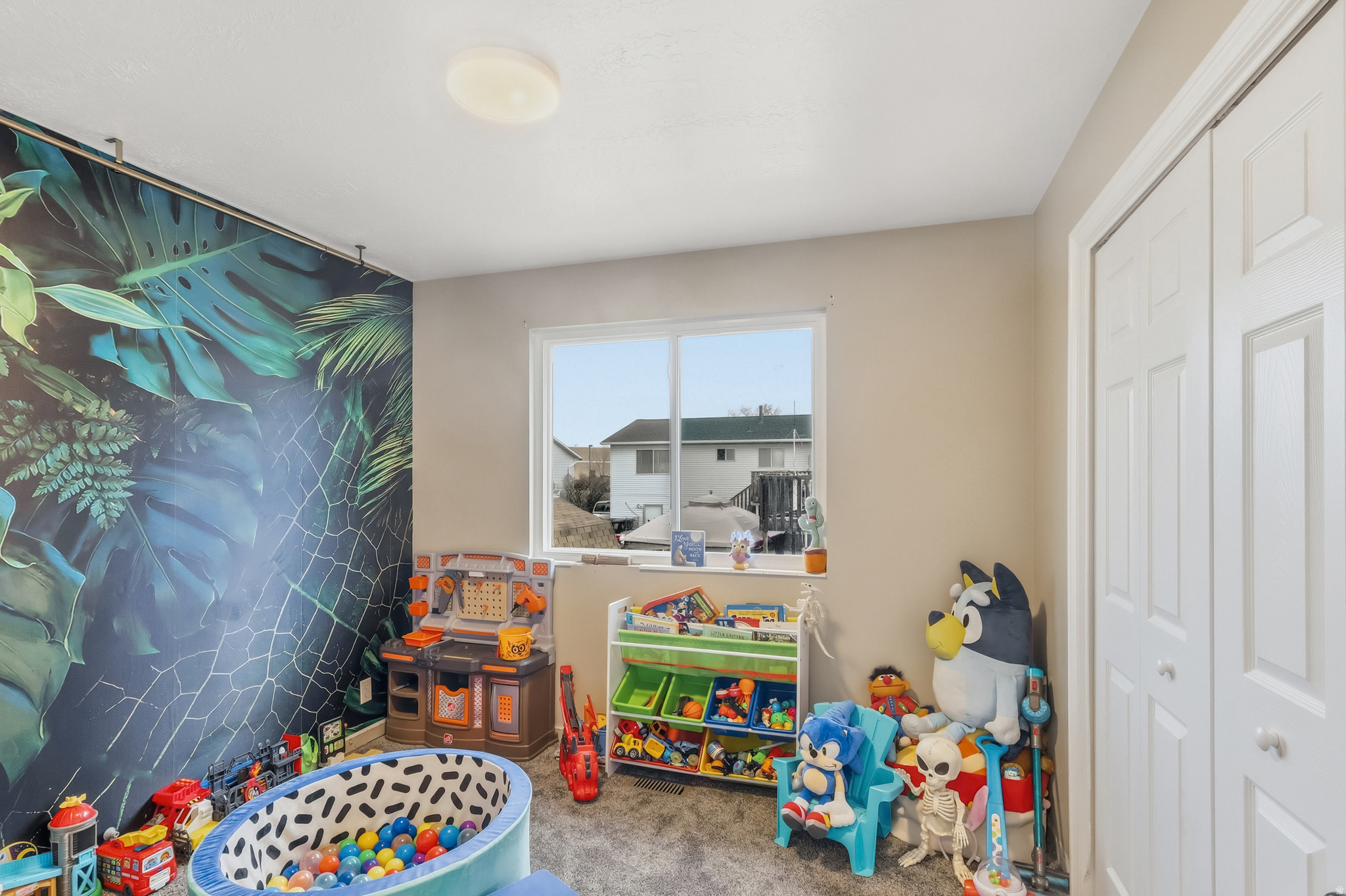 WALNUT HILLS PLAT B - Residential