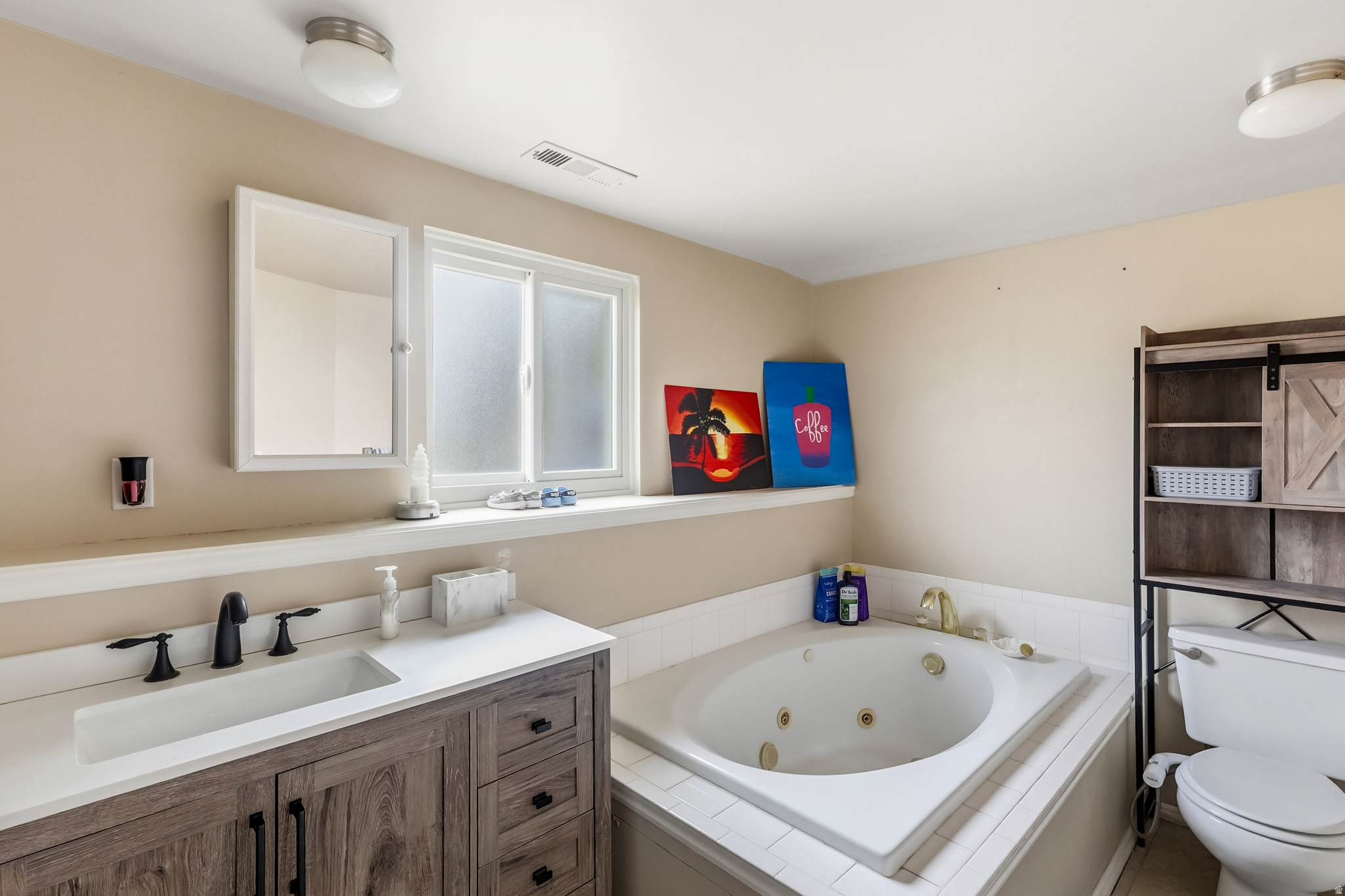 WALNUT HILLS PLAT B - Residential