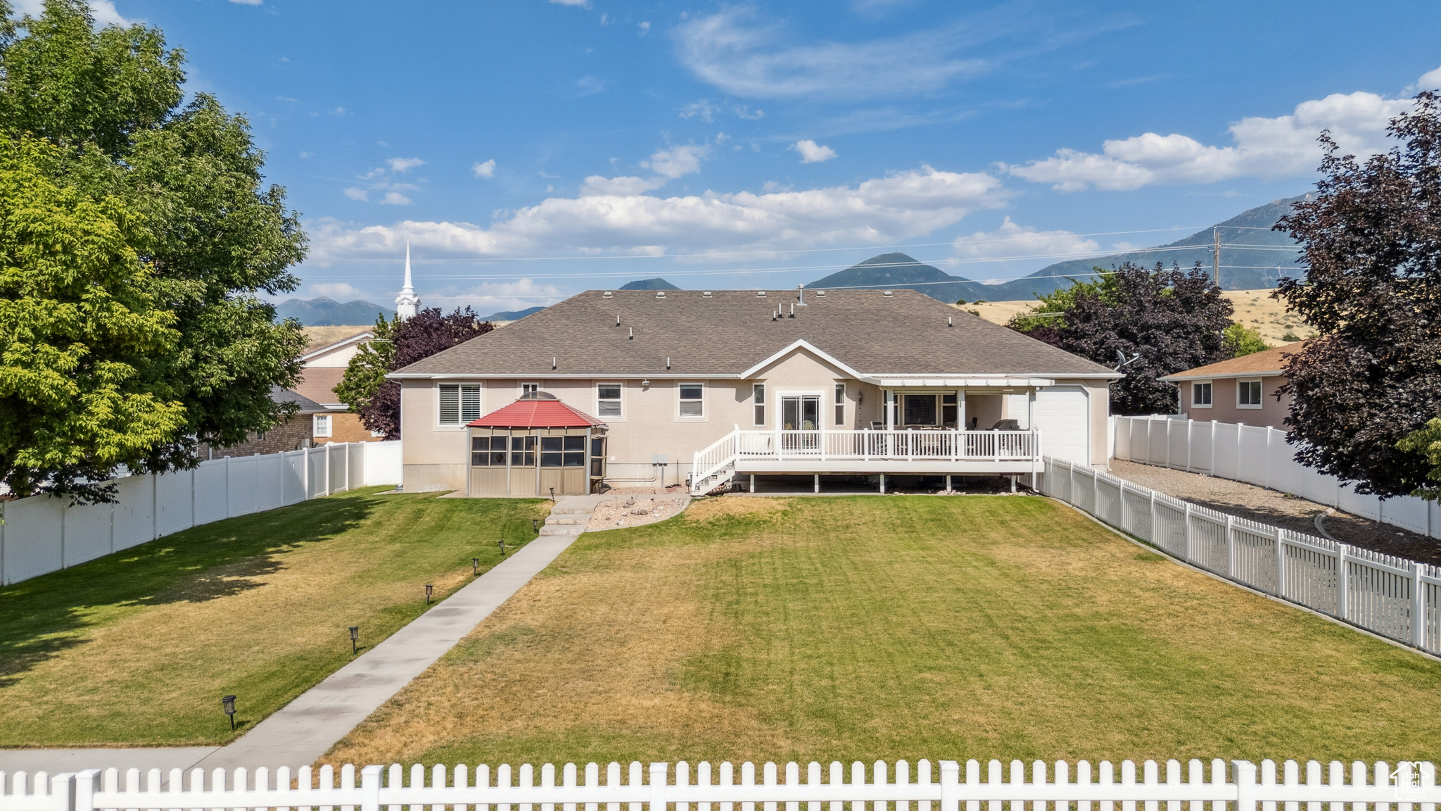 Payson, Utah 84651, United States, 6 Bedrooms Bedrooms, ,4 BathroomsBathrooms,Residential,Active,160327