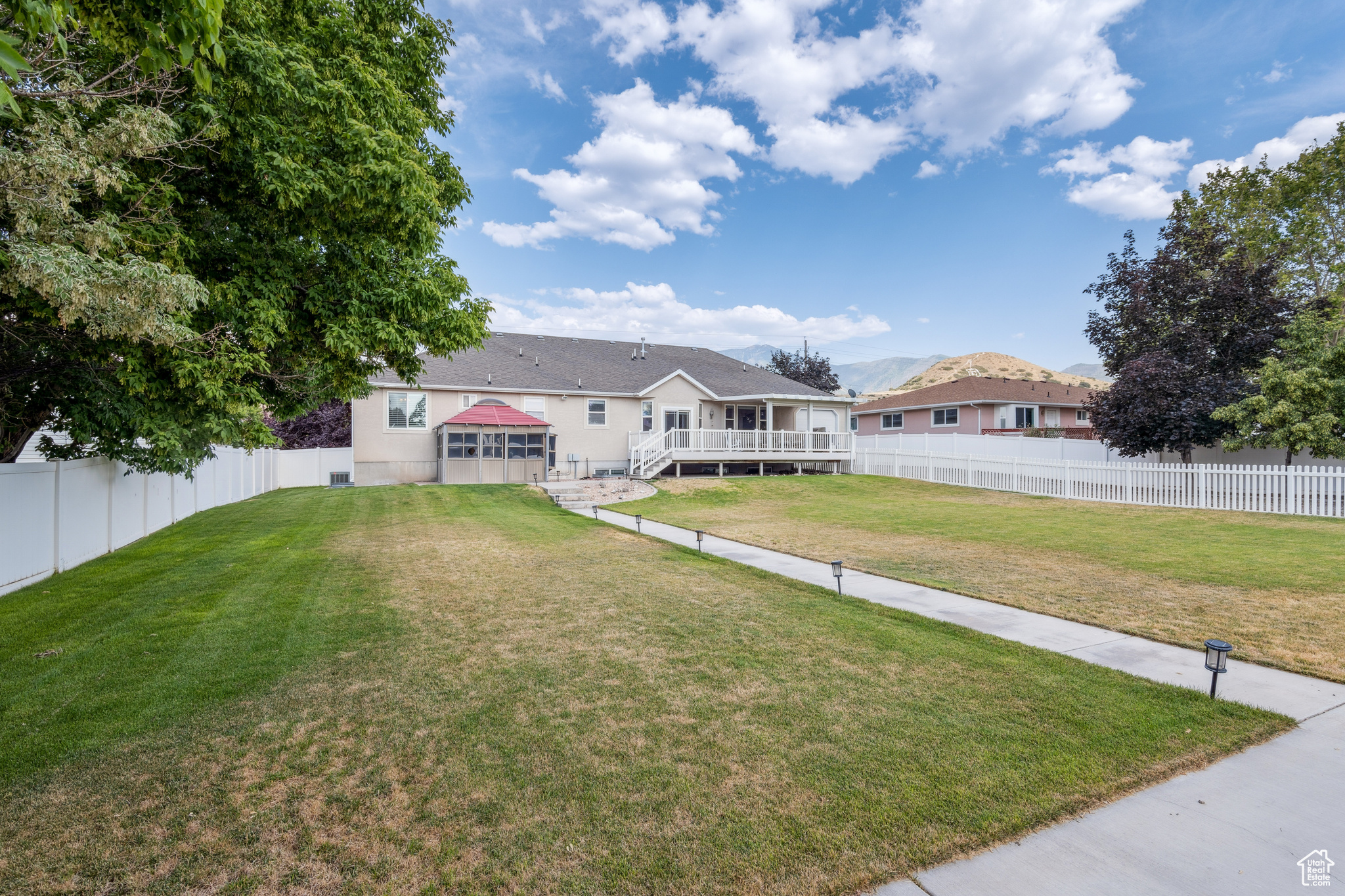 Payson, Utah 84651, United States, 6 Bedrooms Bedrooms, ,4 BathroomsBathrooms,Residential,Active,160327