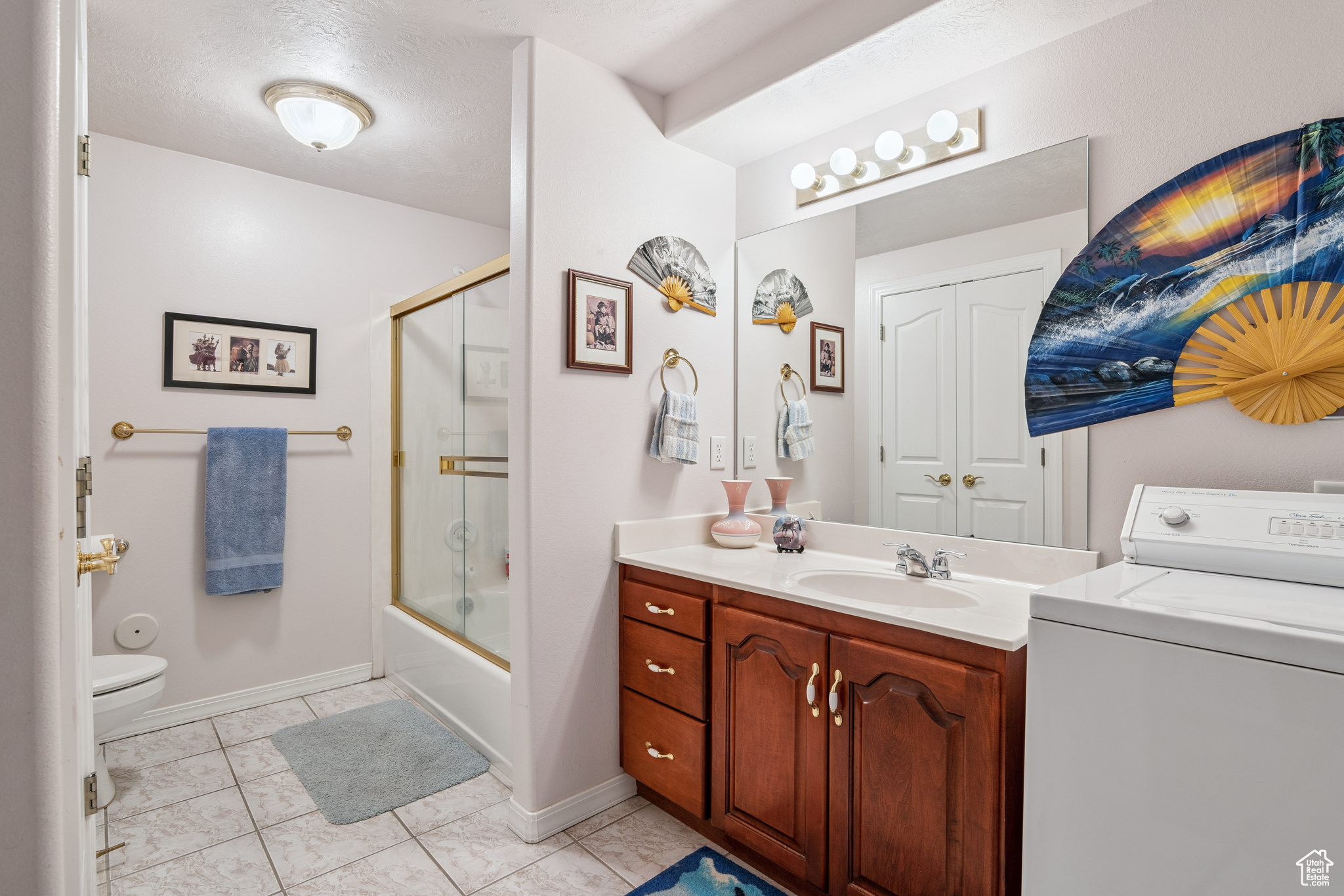 Payson, Utah 84651, United States, 6 Bedrooms Bedrooms, ,4 BathroomsBathrooms,Residential,Active,160327