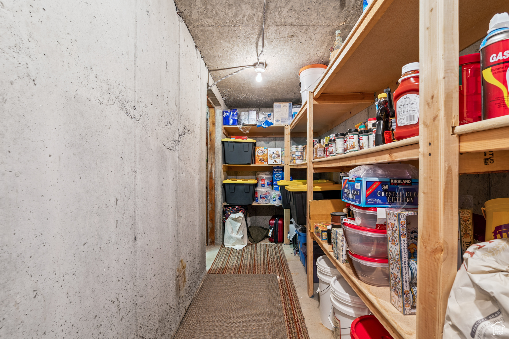 Payson, Utah 84651, United States, 6 Bedrooms Bedrooms, ,4 BathroomsBathrooms,Residential,Active,160327