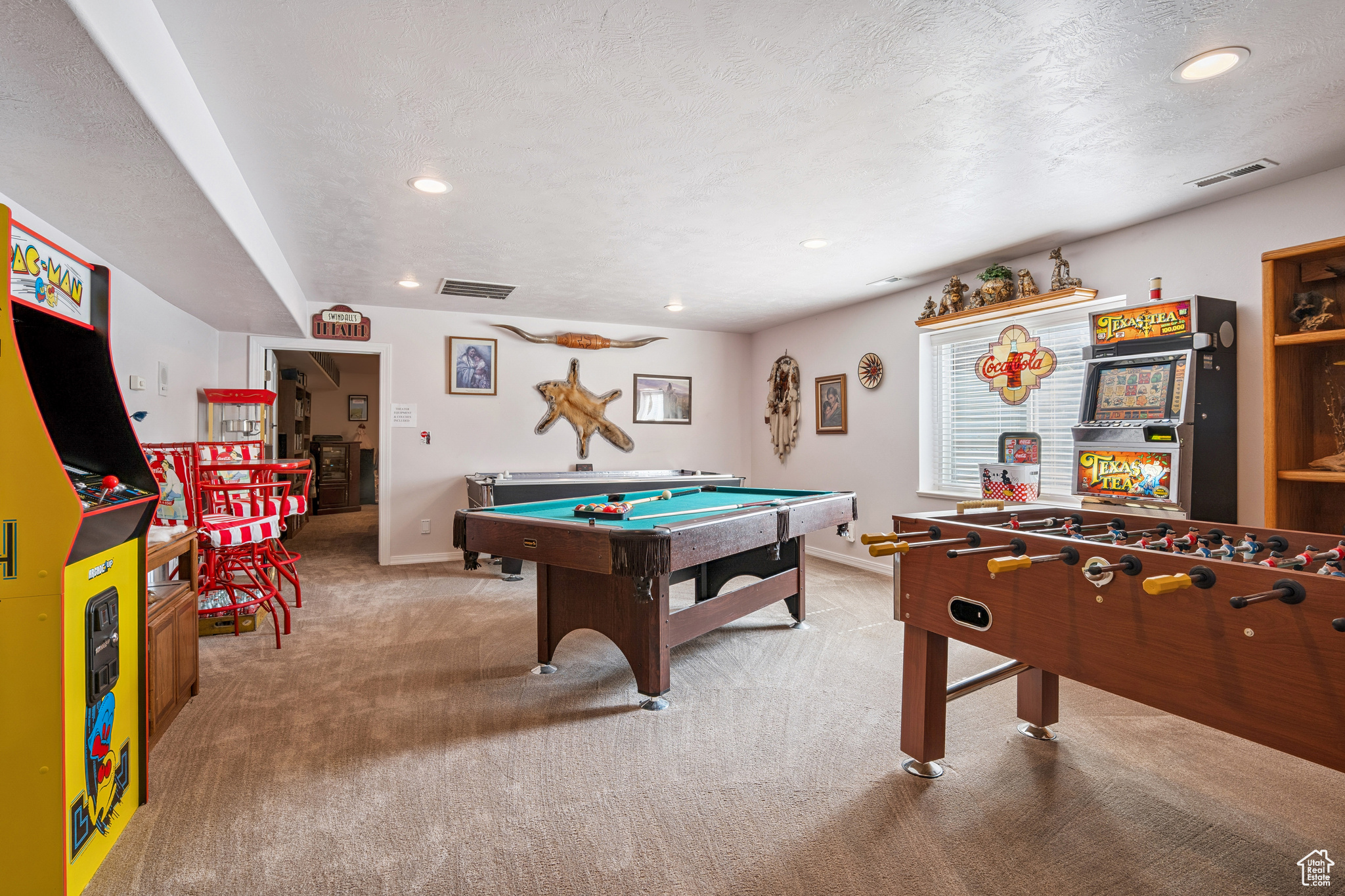 Payson, Utah 84651, United States, 6 Bedrooms Bedrooms, ,4 BathroomsBathrooms,Residential,Active,160327