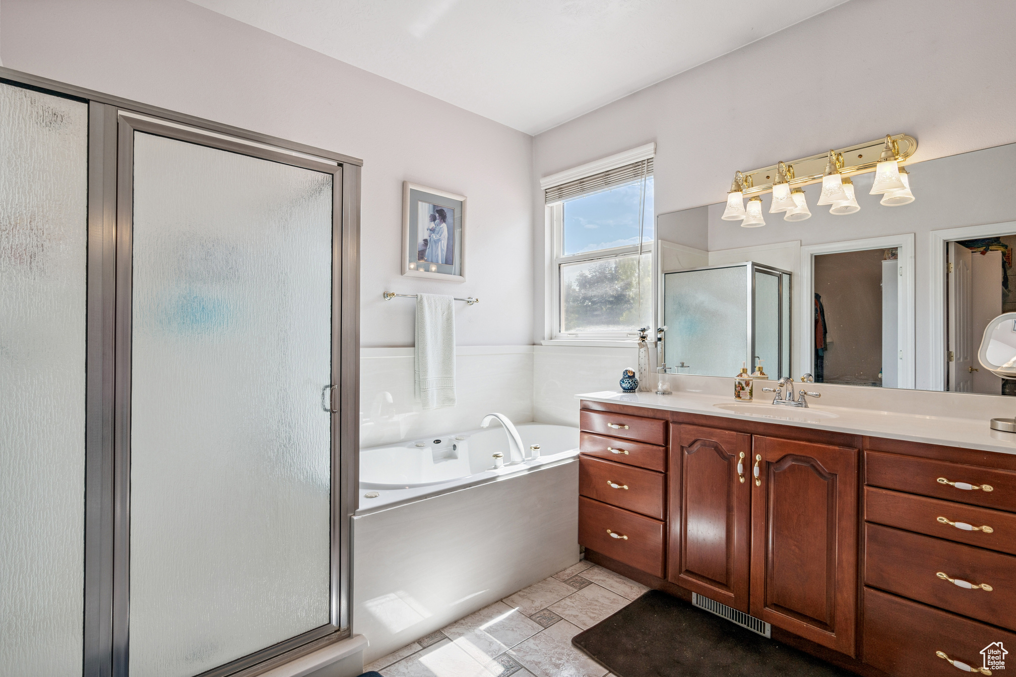 Payson, Utah 84651, United States, 6 Bedrooms Bedrooms, ,4 BathroomsBathrooms,Residential,Active,160327