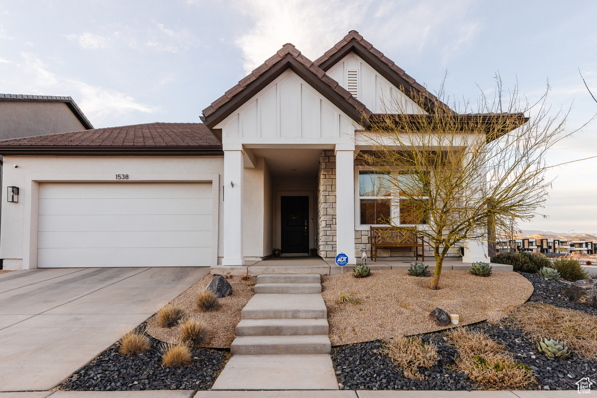 1538 S Star Springs Dr, Washington, Utah image 2