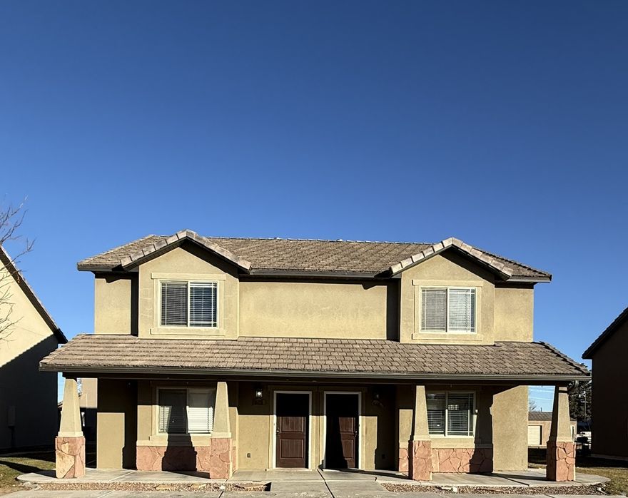 This 3 Bed 2.5 Bath Townhome is in great condition & well kept! Located within the Spring Creek HOA Community. The Complex offers an array of amenities. Enjoy access to the clubhouse featuring an exercise room, pool table, table tennis and a theatre. Outside you have a basketball court and playground for you or your kids to play. Square footage figures are provided as a courtesy estimate only and were obtained from County Records. Buyers are advised to obtain an independent measurement. Loan Pre-approval or Proof of funds required with all offers.