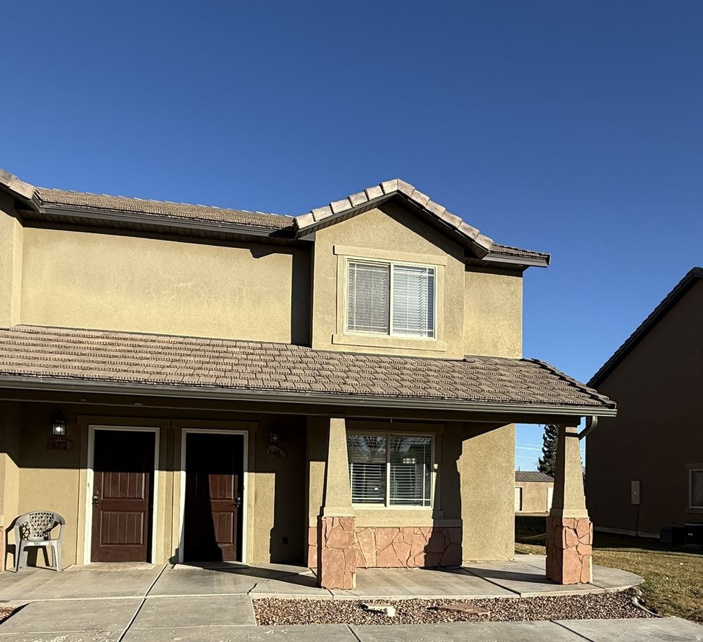 Photo of 668 N 100 W, Vernal, UT 84078 (MLS # 2131528)