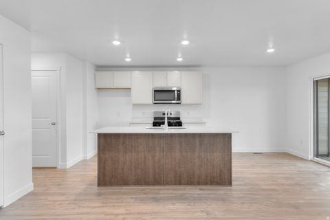 Tiny photo for 228 E GLENCOE DR #1063, Lehi, UT 84048 (MLS # 2135465)