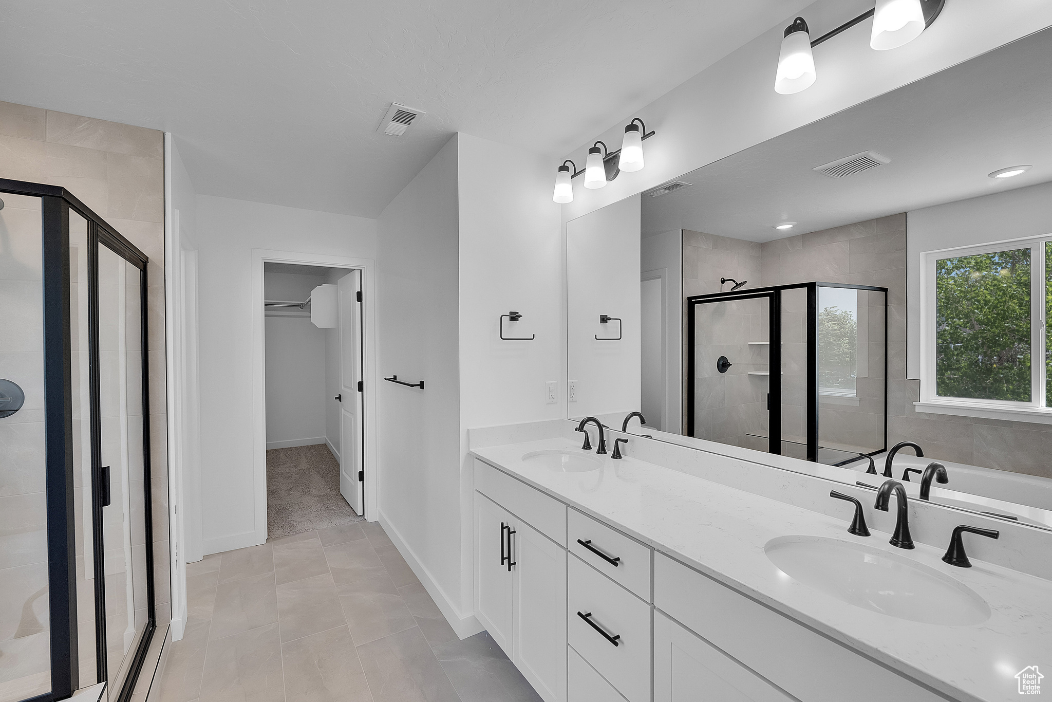 HERON HILLS - Residential