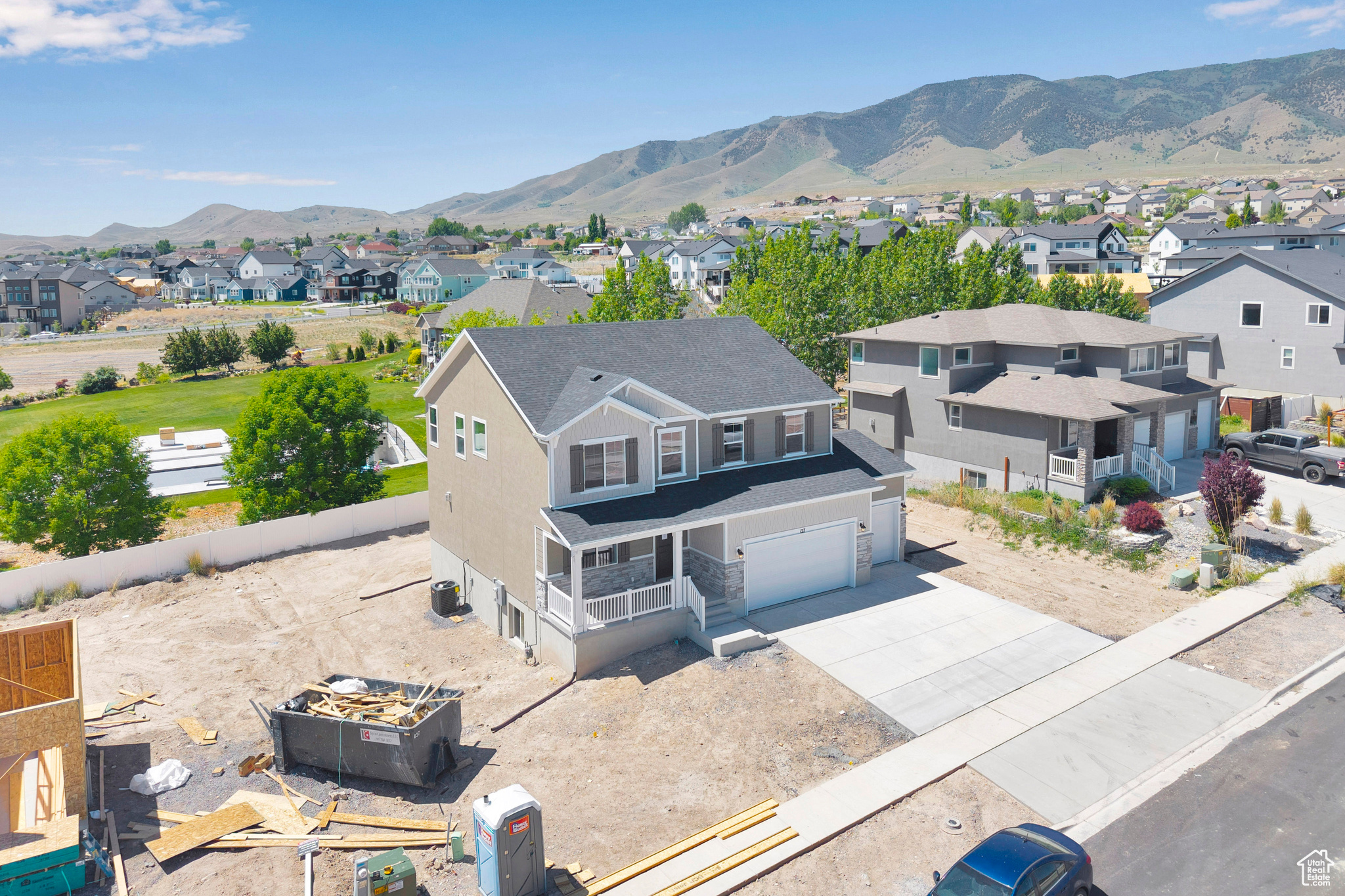 HERON HILLS - Residential