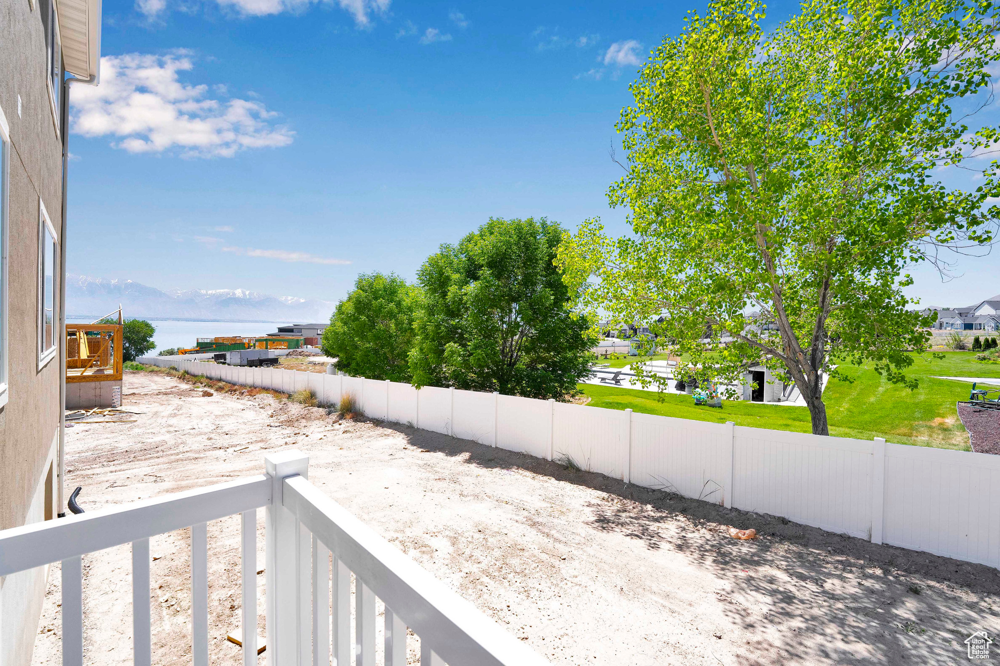 HERON HILLS - Residential