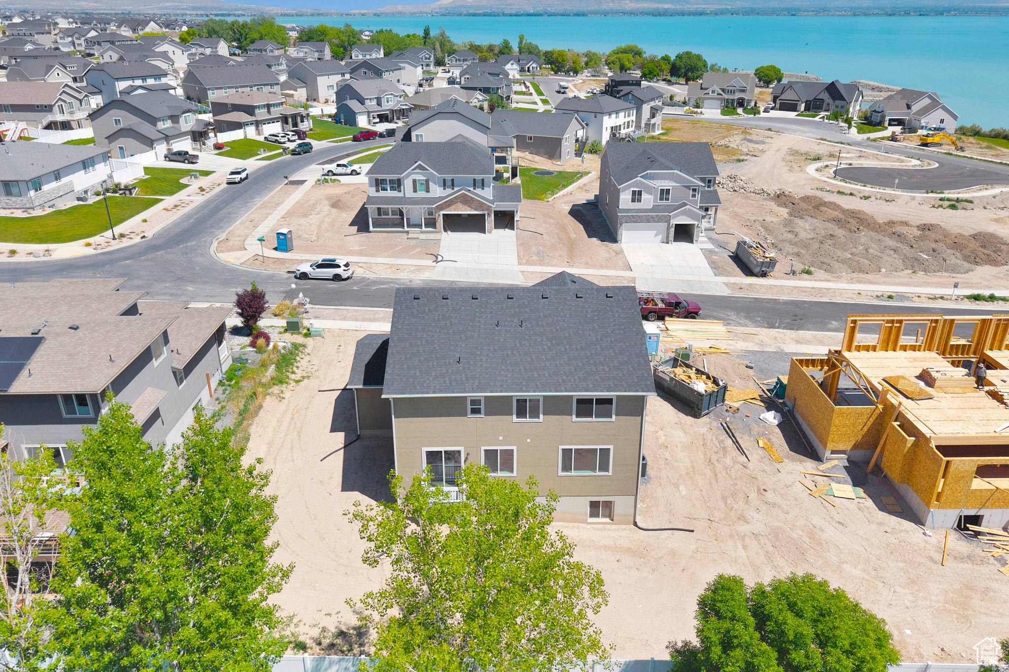 HERON HILLS - Residential