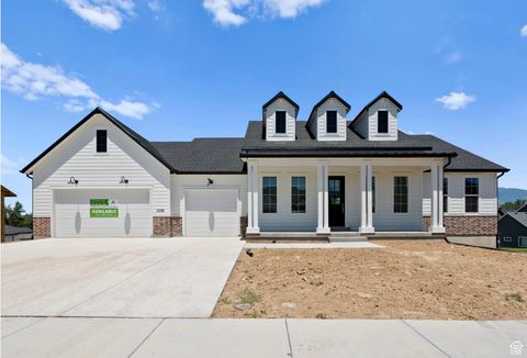 Photo of 1256 W 800 S #12, Spanish Fork, UT 84660 (MLS # 2080035)