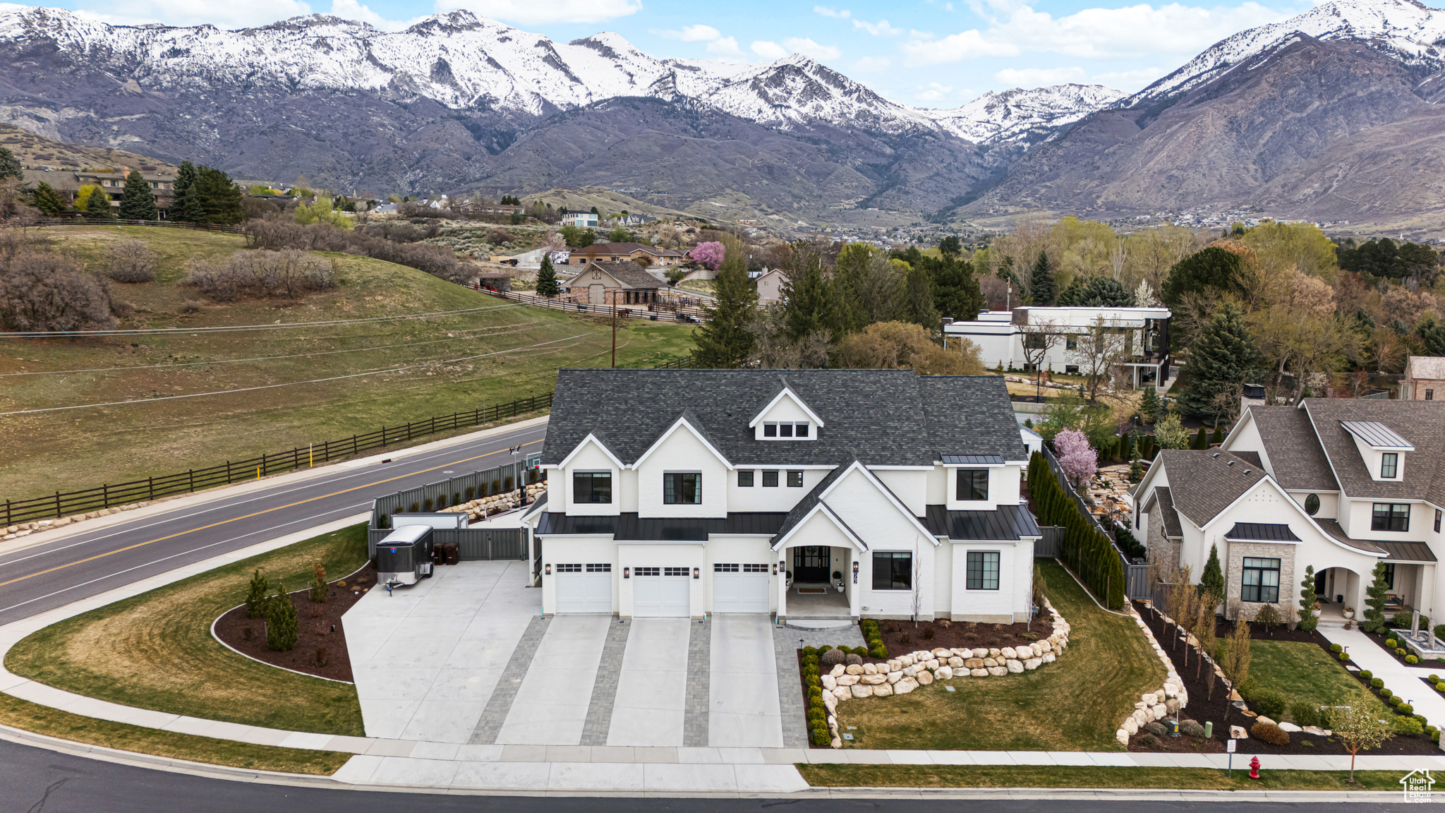 562 W Dally Dr, Alpine, Utah image 2